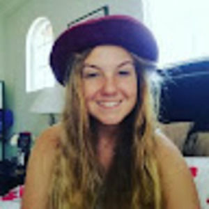 Meet your Posher, Alexandra